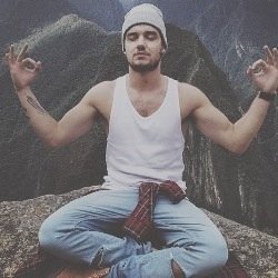 free follow from @honestylouis :)))