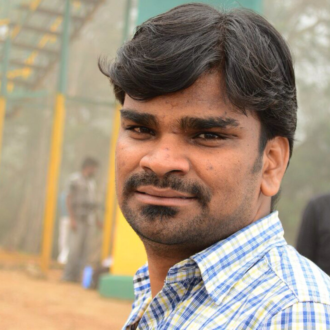 I am what i am!!! Its my life to live not others!!! u'll get abt me by d way f my tweeeeets!