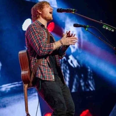 im just another girl in love with that not so chubby ginger kid