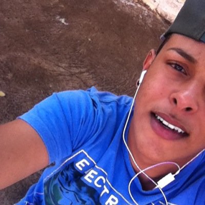 não ser amado é falta de sorte ,mas não amar éa propria infelicidade[red] s2