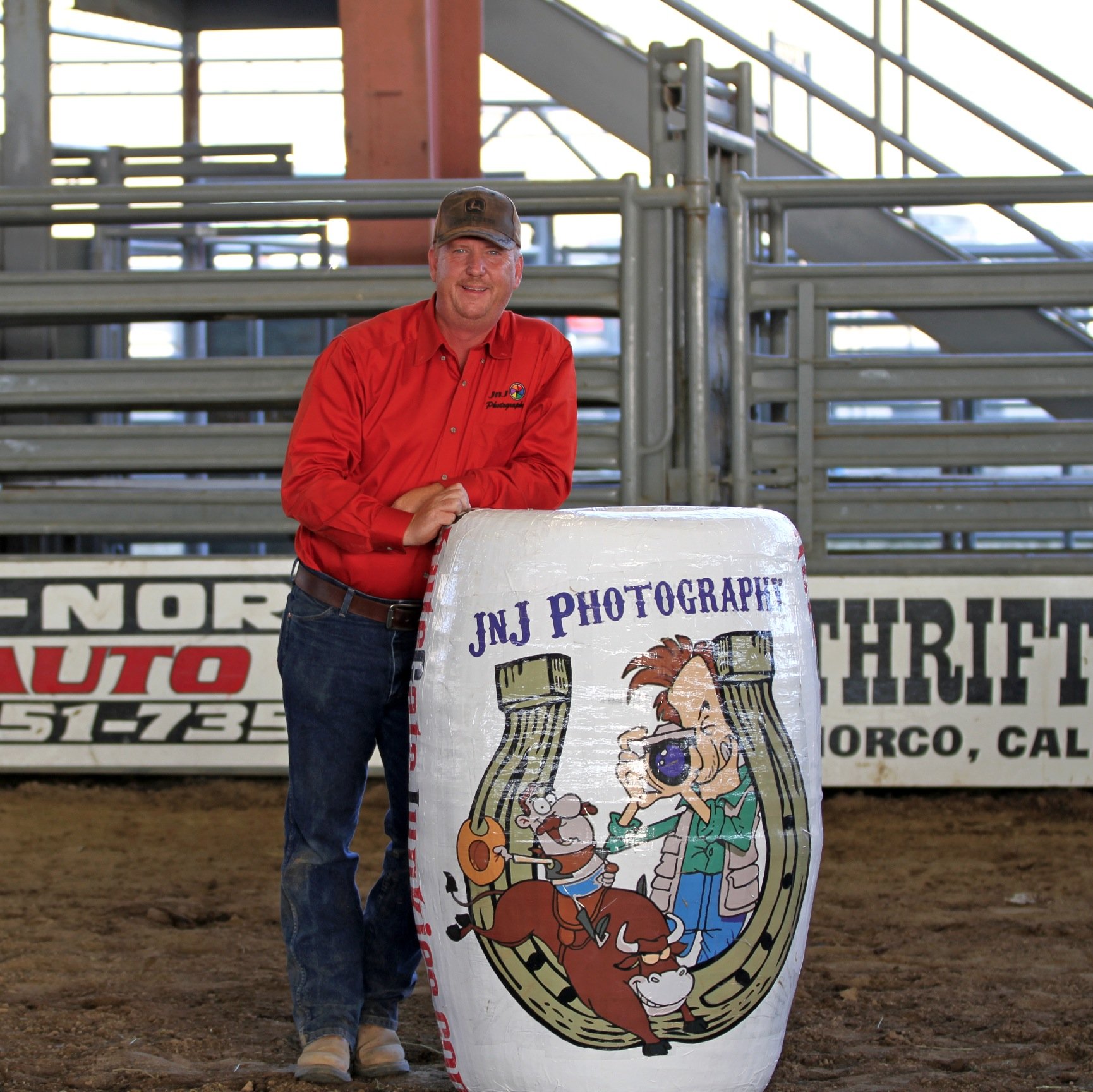 Western Sports & Portrait photographer in Southern California and surrounding areas. PRCA Pro Rodeo Photographer.
