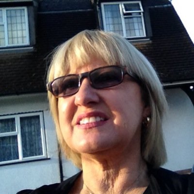 Love marketing & sales processes, entrepreneur, Internet marketer, ex-skydiving instructor, Leon & Toby's mother, latte drinker & Sydney inner west dweller!