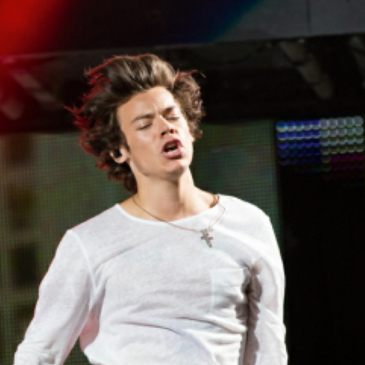 FREE FOLLOW FROM @angela_colline // @LrryStylnsoon