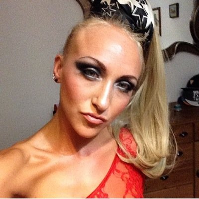 b_winehouse's profile picture. 