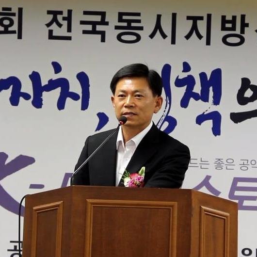 내가 당신의 친구였으면 합니다.
당신에게 줄것은 마음입니다.
서로에게 희망과 용기를 줄수 있음 좋겠습니다.
