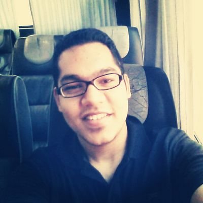 diplobrat, delhite, food junkie, love travelling, now lets get twittin