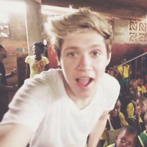 *:･✧ your heart compliments mine like the moon through starry skies *:･✧