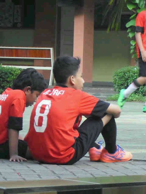Don't stop Run Bro!