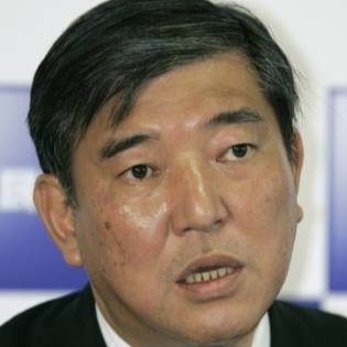 南吉成 泉館山 バスケ 福山雅治