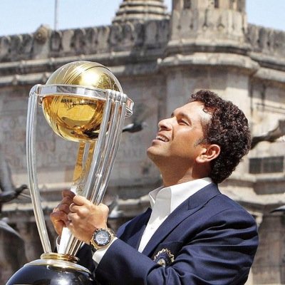 Cricket nd Football Maniac! Die hard @sachin_rt @mipaltan #Muller @ImRo45 @msdhoni fan forever! Loves to be social! A fullon gadget crazy and a Foodie too! :)