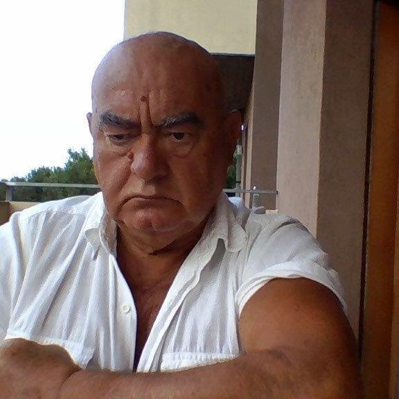 LUCIANOFERRI2's profile picture. 