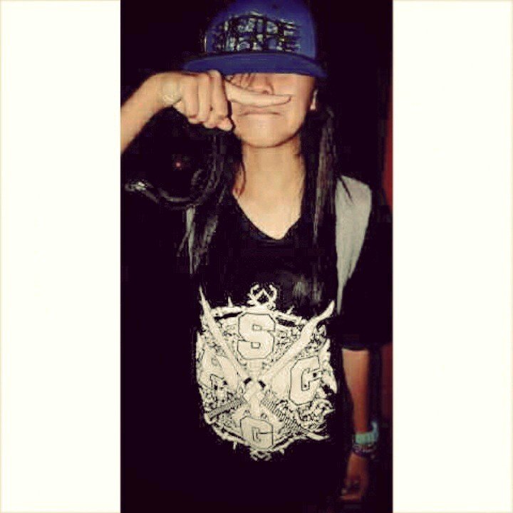 Aniftah's profile picture. be positive and be nice