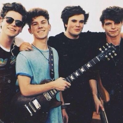hi there!! @canaryswing are this awesome, rad lil band. If you get this follow please check them out and maybe follow them?(: