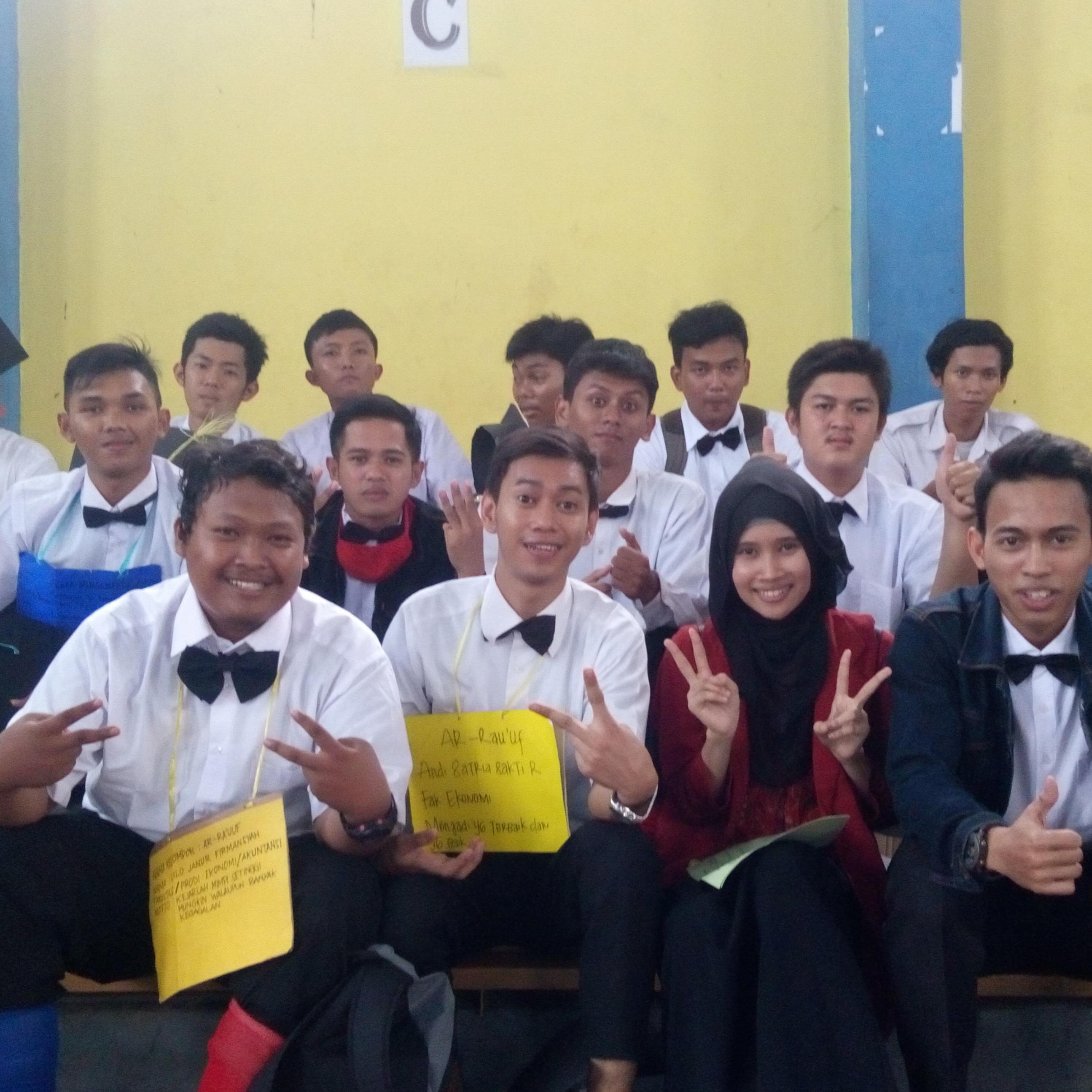 Novaint_aden's profile picture. Born in 1996... I Play Games,Reading,Sing..College student #University UIN jakarta..And Muhammadiyah tangerang..Manager:stoner_adenovianmarquez@yahoo.co.id