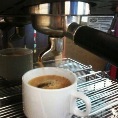 The first premium coffee in Kelurahan -
blend coffee beans, arabica premium, italian roast