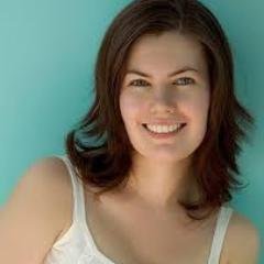 elenywright's profile picture. 