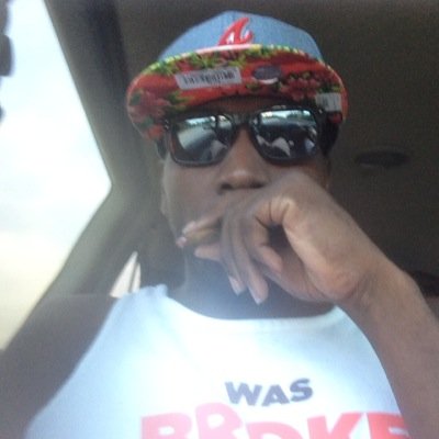 OuTlAWLIfEsTyLe #yung'n'thuggin#B4 they chekked u out i already had u bagged#Mr. make ur girl jump ship⚓