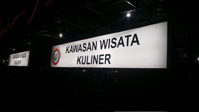 KWK (Kawasan Wisata Kuliner) Gang.Pengkor Jl. Kayutangi 1 RT.02 Kota Banjarmasin | Belakang Gd.Sultan Suriansyah Banjarmasin