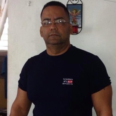 DCR , Negociado Juvenil ,oficial 3 yPadre de tres hijos que son mi corazón Pensionado Retirado casado