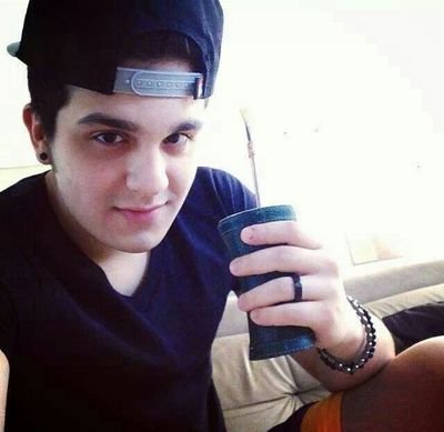 DefensorasDoLS_'s profile picture. E apareceu assim do nada, trouxe um sorriso como nunca antes