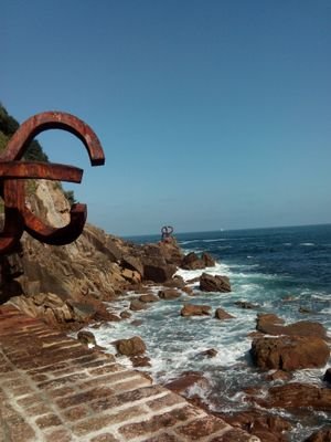 m_etxeberria's profile picture. 