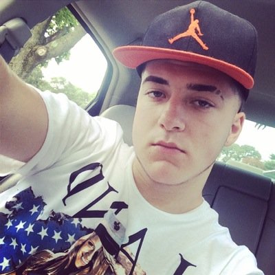 andrewscot11's profile picture. 