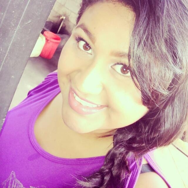 Odio la hipocresía y amo la sinceridad no pido personas perfectas pero si honestas :3 mas feliz que nunca sigueme y te sigo