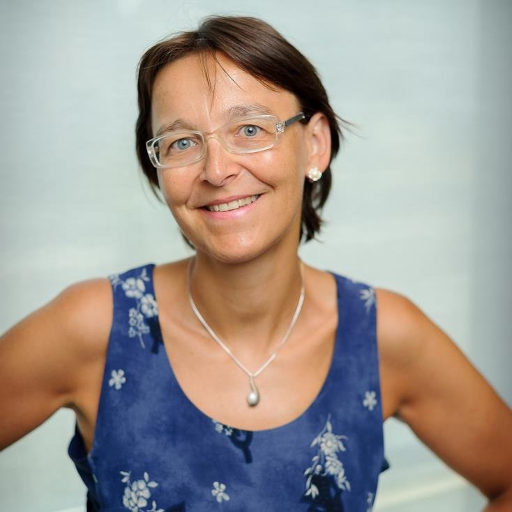 Customer Success Director, CRM Online @ Microsoft France. Passions: People, gestion du changement, CRM, Expérience client, diversité, numérique, photos