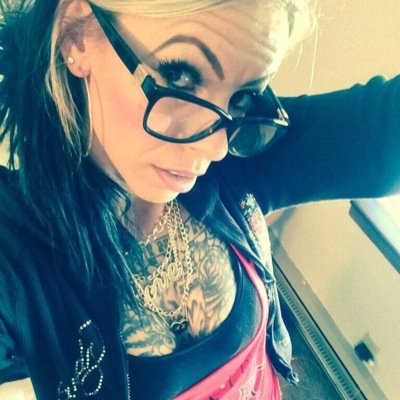 AkMalone4788's profile picture. coldheart.mother.2xconvicted felon repeat offender.rider-die.trapgirl 100.fugitive on the run I want to leave it all in the cage when i cross that gate!!