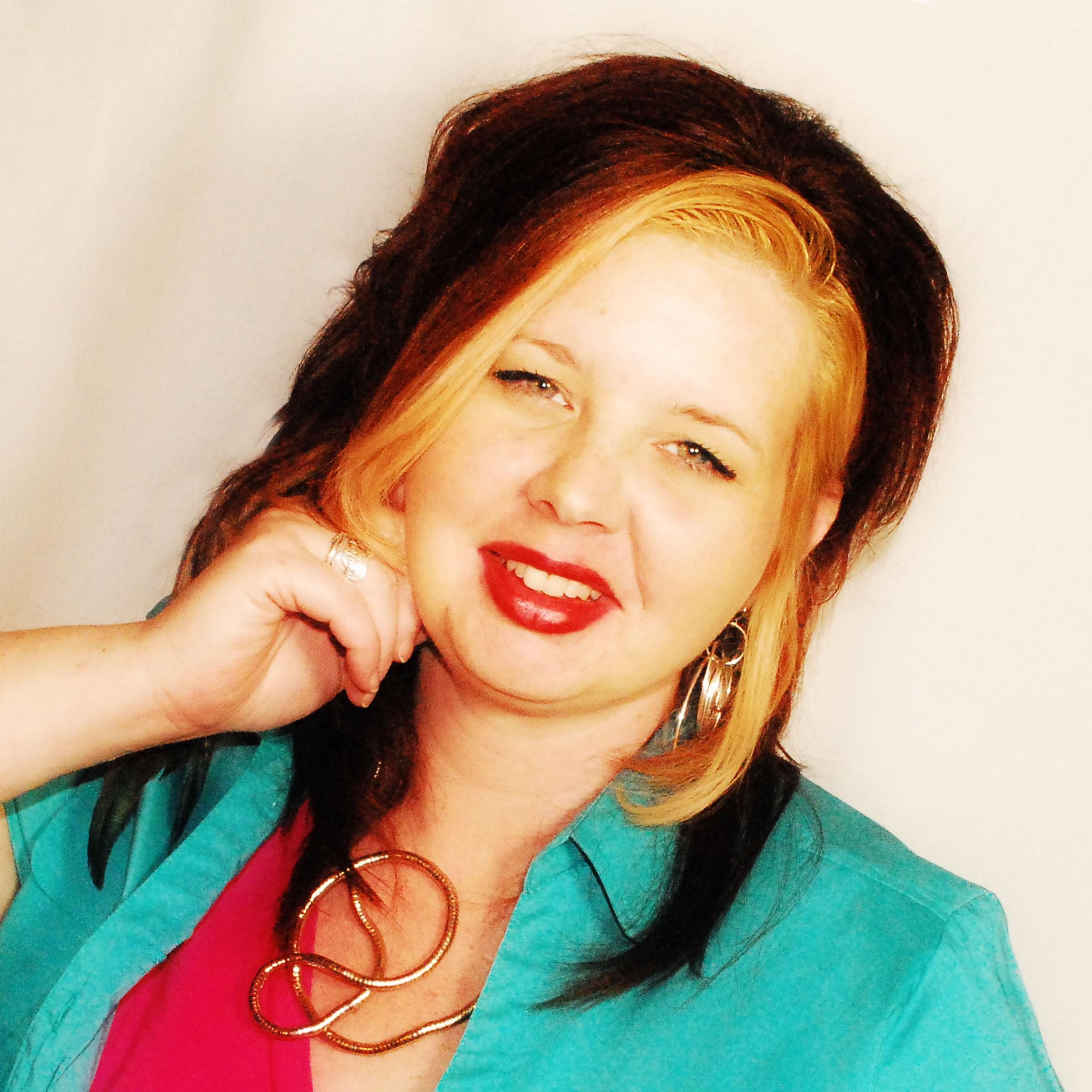 Author, Former Radio Host, Dj, Music Producer, Marketing/PR, Ads Designer, Commercial Creator- Meeting amazingly AWESOME people like YOU! https://t.co/RURpQ0kdho