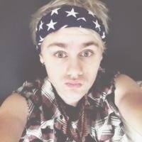 i gave you a free follow so please help me reaching my goal and follow me please :) @michaelsllamaaa and pls rt this :) ↓