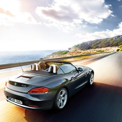 エレガンスなボディ、エクセレントな走り、見るもの全てを惹きつけるアダルトな車「BMW Z4」目を疑うかのような美しさをあなたにお届け致します。「歓びは、描くことができる。」