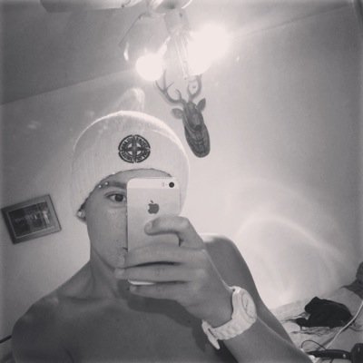 Saul_wilkinson Instagram 
Saulasystem snapchat