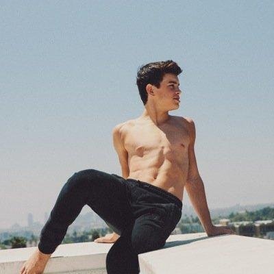 HIayesGrier's profile picture. follow @southerngrier she follows back
