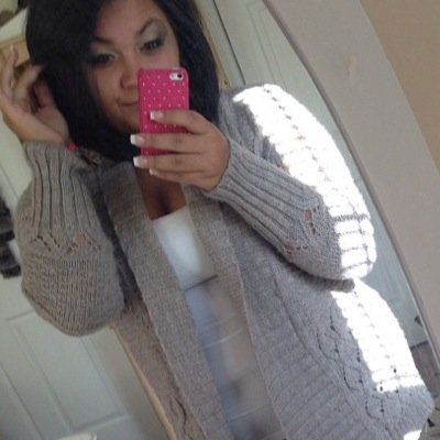 Im selfish impatient & a little insecure I make mistakes & at times im hard to handle But if u cant handle me at my worst then dont deserve me at my best=)