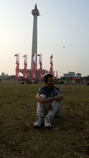 Mereka gak pernah mengerti , mereka gak mau mengerti . . Mereka gak akan mengerti . .