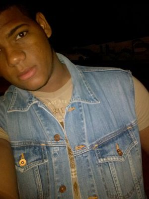 tuh_papi8's profile picture. el chico lay klk siempre activo