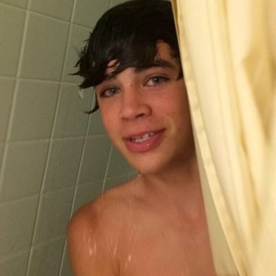 WhoRtsMe Profile Picture