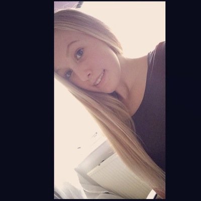 • Insta: iLLSE_ 
• snapchat: ilsevogel