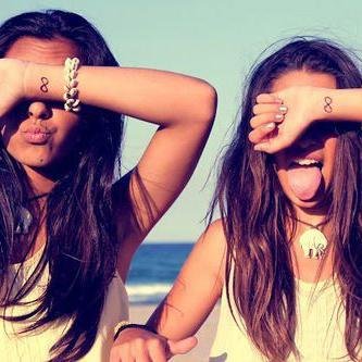 16. Auryner y Leader. Mis amigas? Mi vida!!