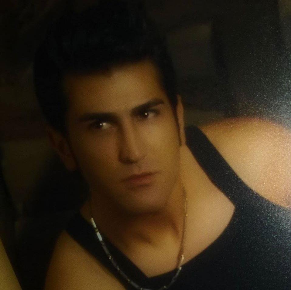 vahidghoreishi's profile picture. 