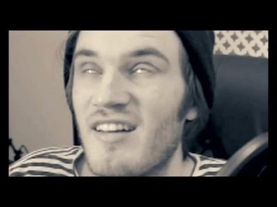 amazingbluepig's profile picture. 