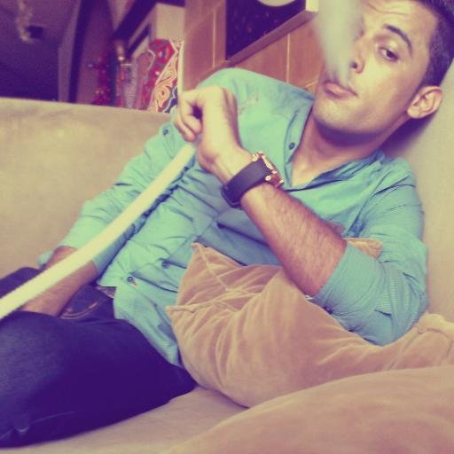 ممنوع دخول اصحاب القلـــ♥ــوب الضعيفة والناس اللى بتعانى من مرض السكر والضغط :O I am The Only Human :@ [ The Ugly petty ] — ✄ - - - - ♥ :DDنحنــــو نختلــــف ع