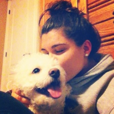 Monicaparadinha's profile picture. 