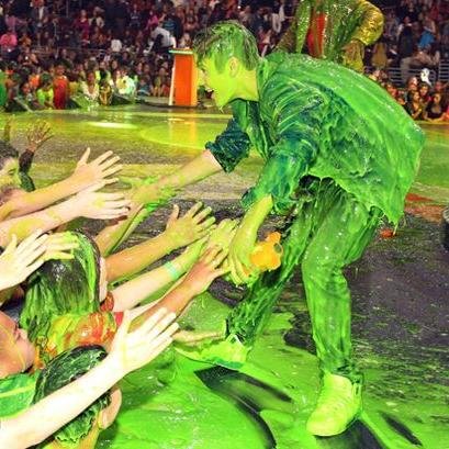 pagina oficial de  nickelodeon  para  america latina  todos  los dias    informacion ,    videos  y juegos  de tu personajes   favoritos