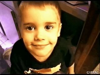EU CRIEI ISSO PRA INCENTIVAR VOCES, O JUSTIN NAO ME SEGUE MAS EU NAO VOU DESISTIR DISSO!