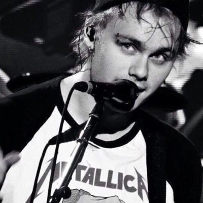 one day another Michael Clifford account is gonna follow you & you're going to think it's fake... but then you'll see a pretty blue checkmark next to his name.