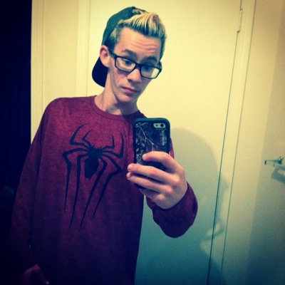 Hi i am Jesse_Roma follow me i will follow you back