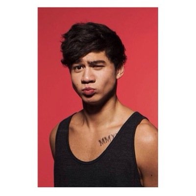 i gave you a free follow to help you gain so follow @damnastxn for me please