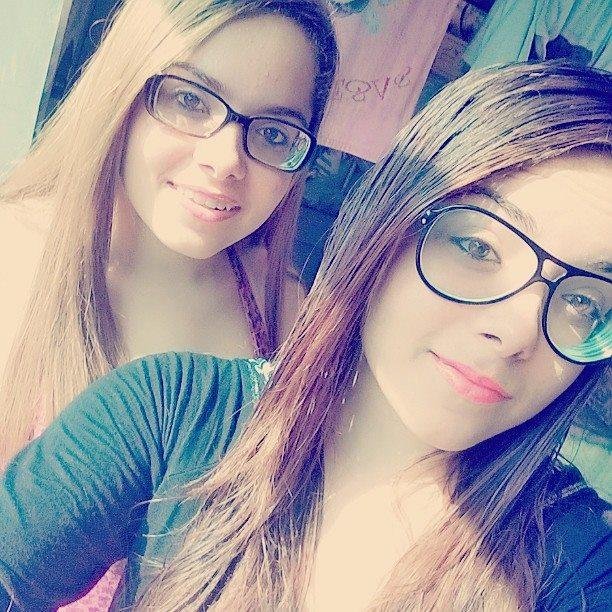 Uns pensam, outros pensam que pensam. Uns pensam em agir, outros agem sem pensar. Uns amam sem limite e outros nn sabem nem amar